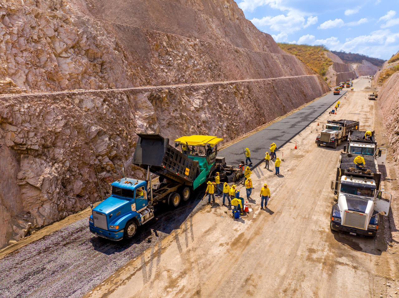 Perif Rico Gerardo Barrios El Salvador Avanza Con La Pavimentaci N De Los Ltimos Km